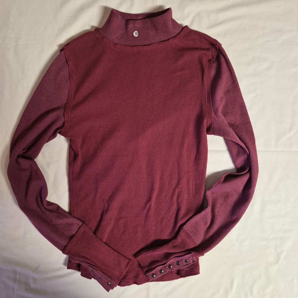 We The Free‎ Free People Maroon Mock Neck Thermal Top Snap Button Cuffs Medium